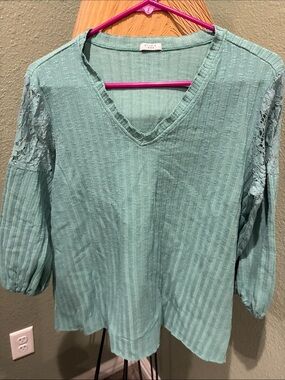 Studio 1886 Mint V-Neck Lace-Shoulder Tunic